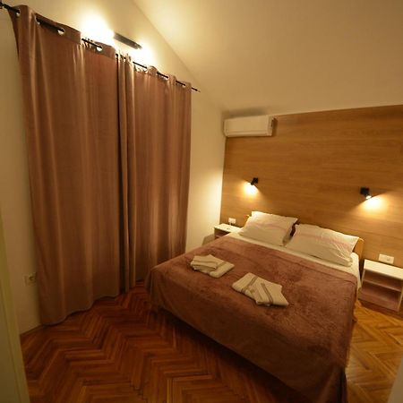 Apartman Milosevic Котор Екстериор снимка